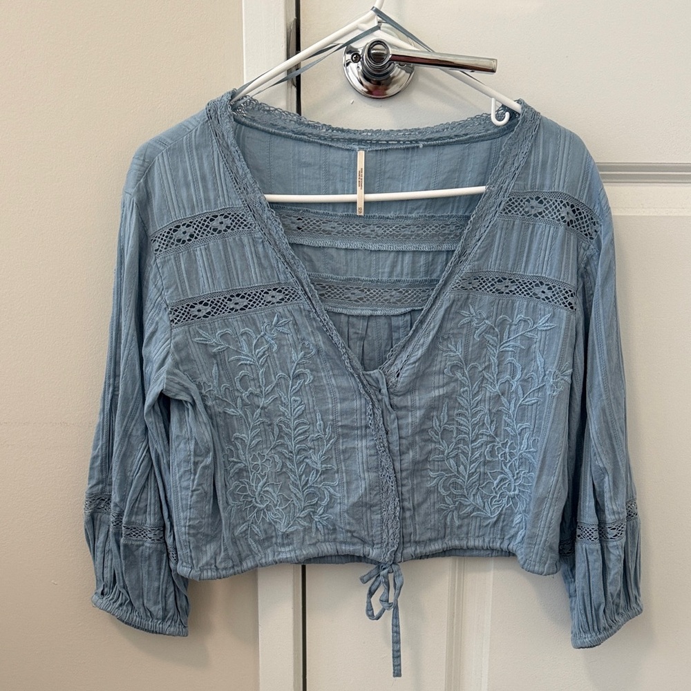 Free People Light Blue Embroidered Cropped Peasant Blouse